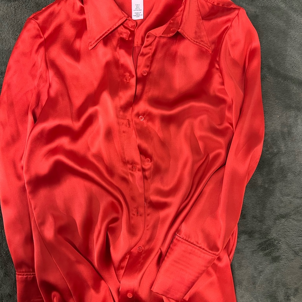 H&M Red Satin Blouse - Picture 2 of 3